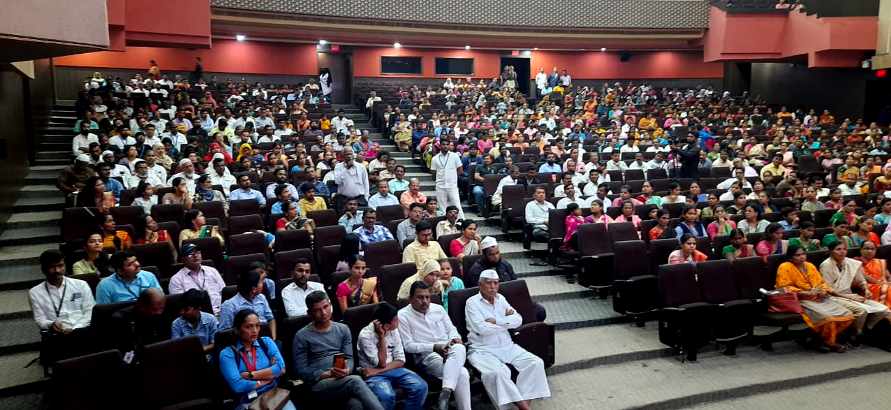 प्राथमिक आणि माध्यमिक शाळा व्यवस्थापन समितीचे विद्यार्थ्यांच्या पालकांसोबत मेळाव्याचे आयोजन