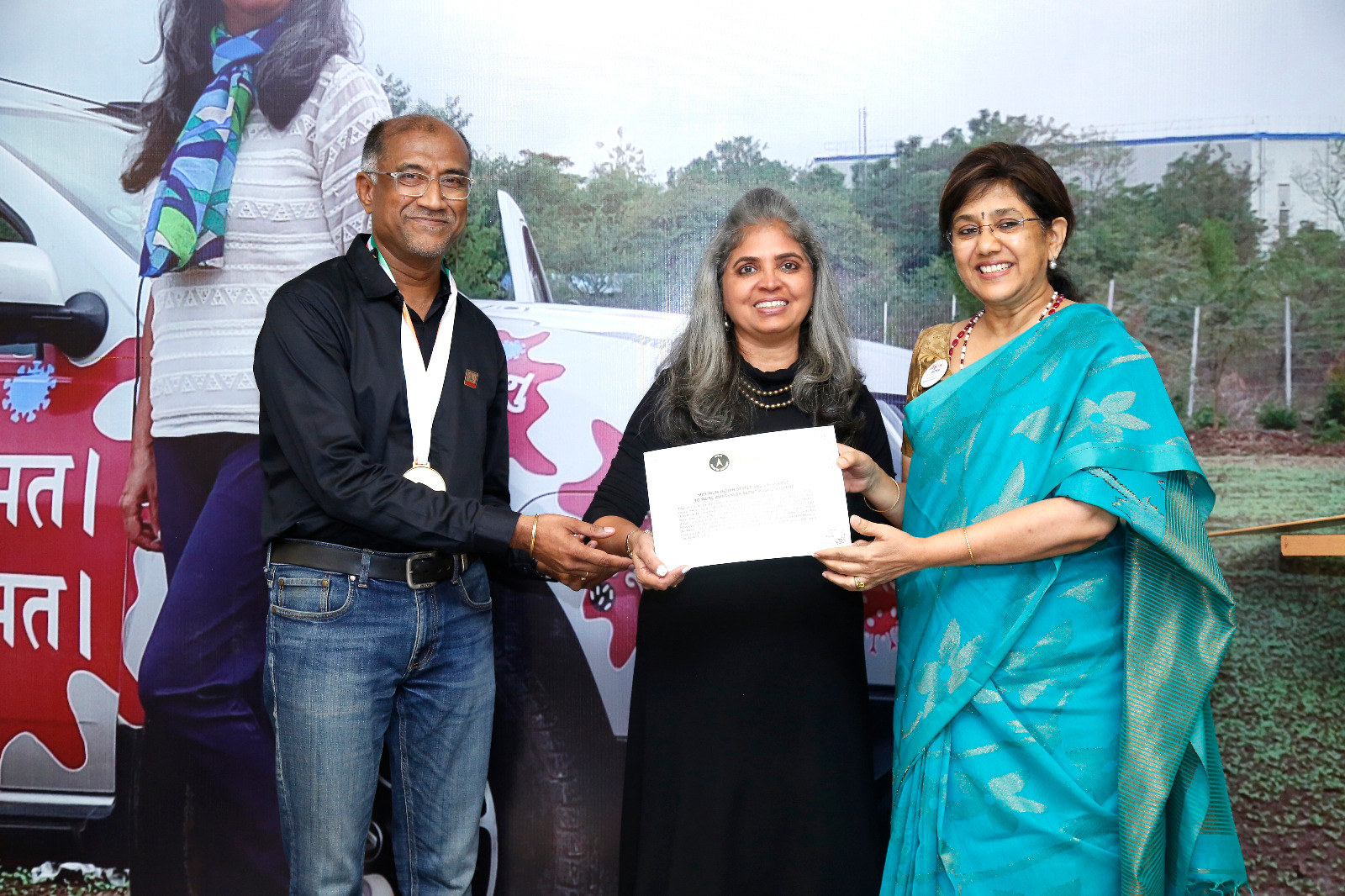 रस्त्यावर थुंकण्याची मानसिकता बदलणे गरजेचे- खा. चव्हाण