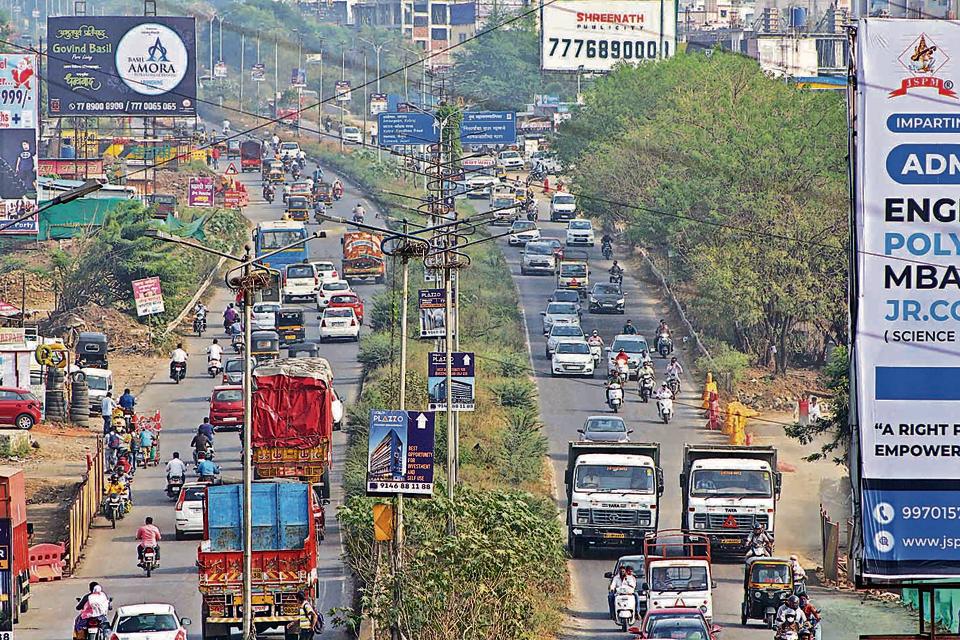 कात्रज बोगदा ते नवले पूलादरम्यान जड वाहनांसाठी ४० कि.मी. प्रतितास वेगमर्यादा निश्चित