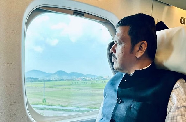 जपानचे आर्थिक, व्यापार आणि उद्योग मंत्री यांची  उपमुख्यमंत्री देवेंद्र फडणवीस यांनी घेतली भेट