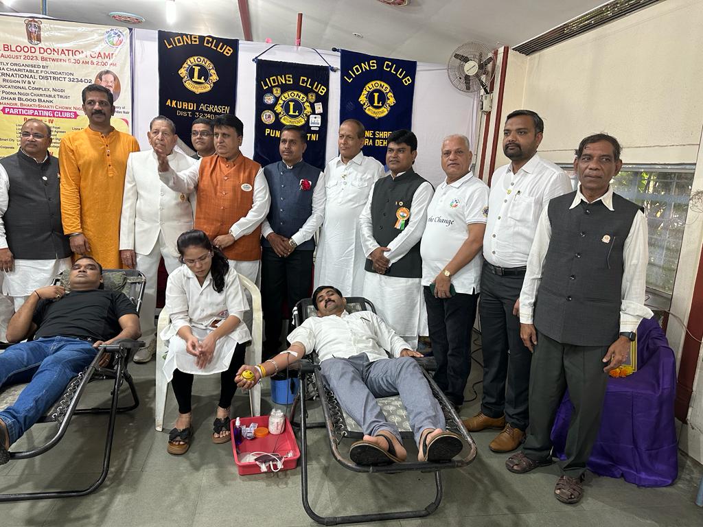 स्व.हरिदास नायर यांच्या स्मरणार्थ कृष्ण मंदिरात रक्तदान शिबीर