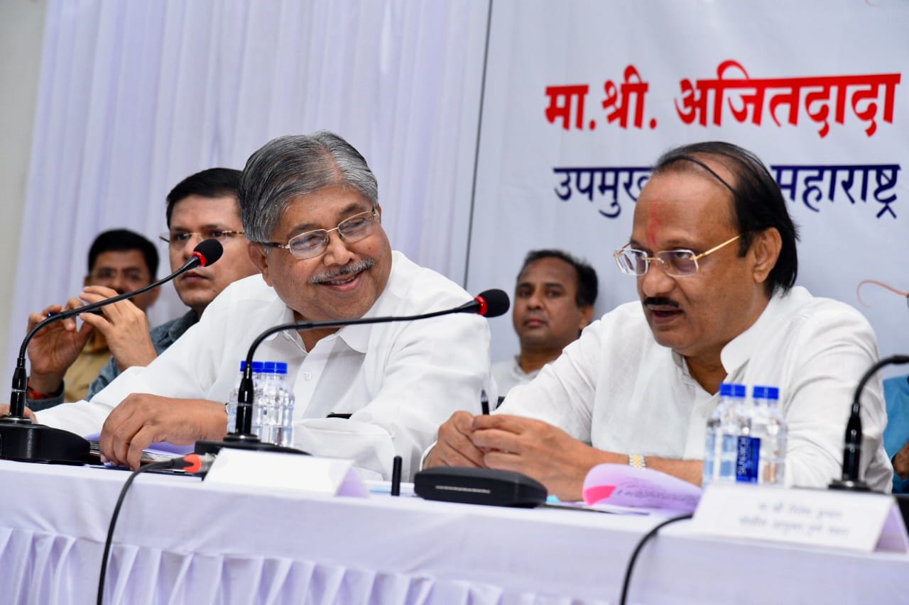 उपमुख्यमंत्री अजित पवार यांच्या उपस्थितीत गणेशोत्सव नियोजन बैठकीचे आयोजन