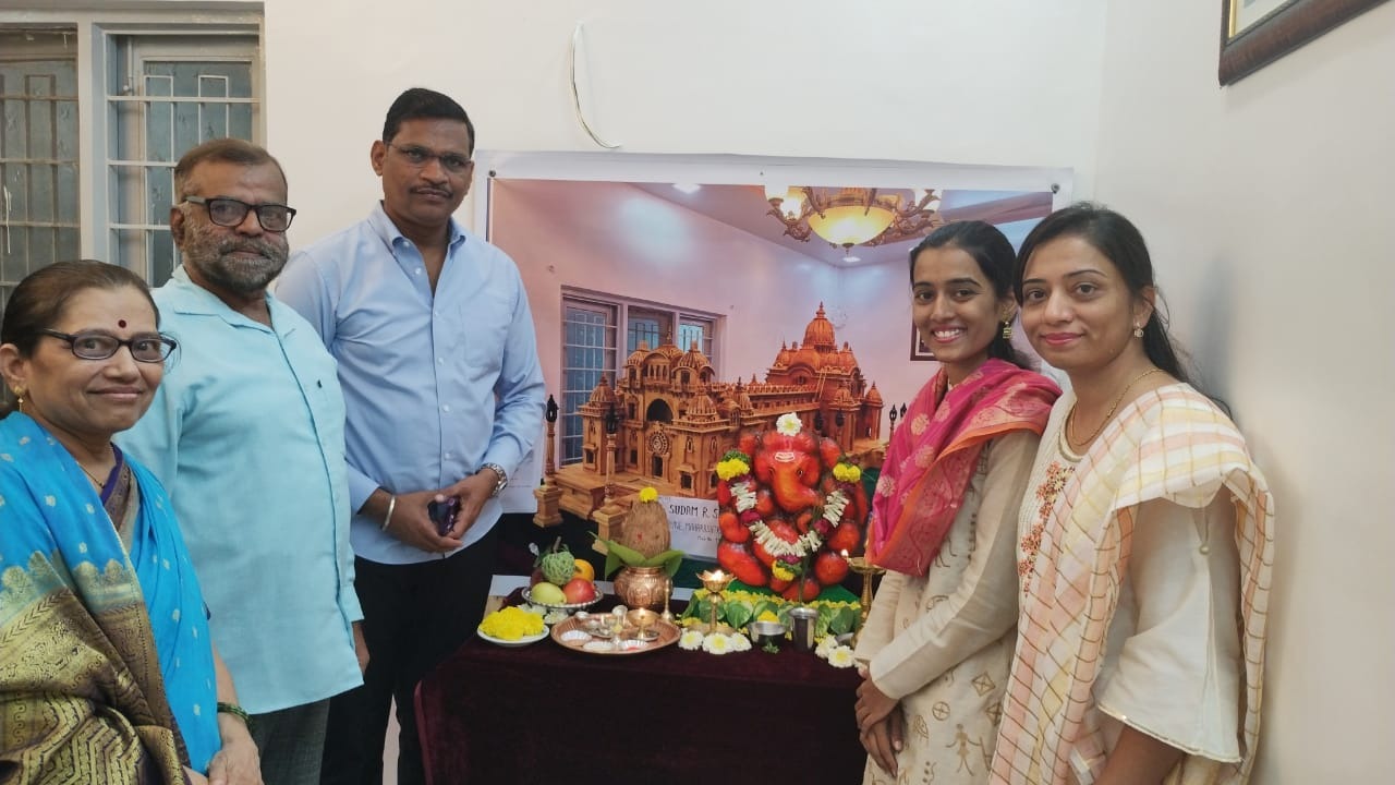 कला उपासक कलाकारांमुळे पिंपरी-चिंचवडचा लौकीक!