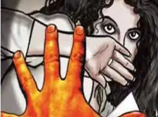 महिलांची परदेशात तस्करी करणाऱ्या दलालास अटक