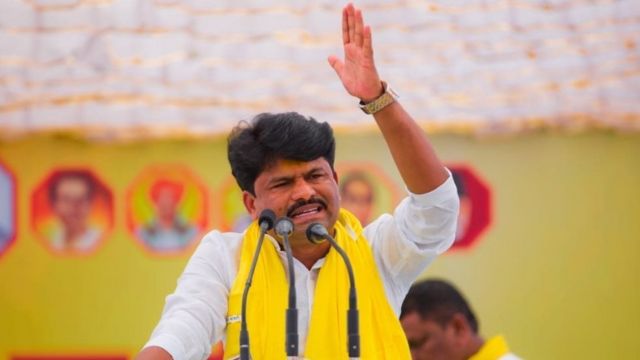 धनगरसमाज आरक्षण अंमलबजावणी संदर्भात प्रतीक्षेत: गोपीचंद पडळकर