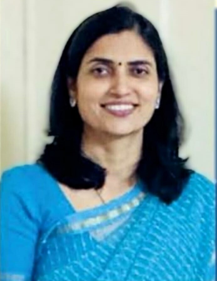 ‘करम साहित्यतेज पुरस्कार' प्रा. डॉ. वर्षा तोडमल यांना जाहीर