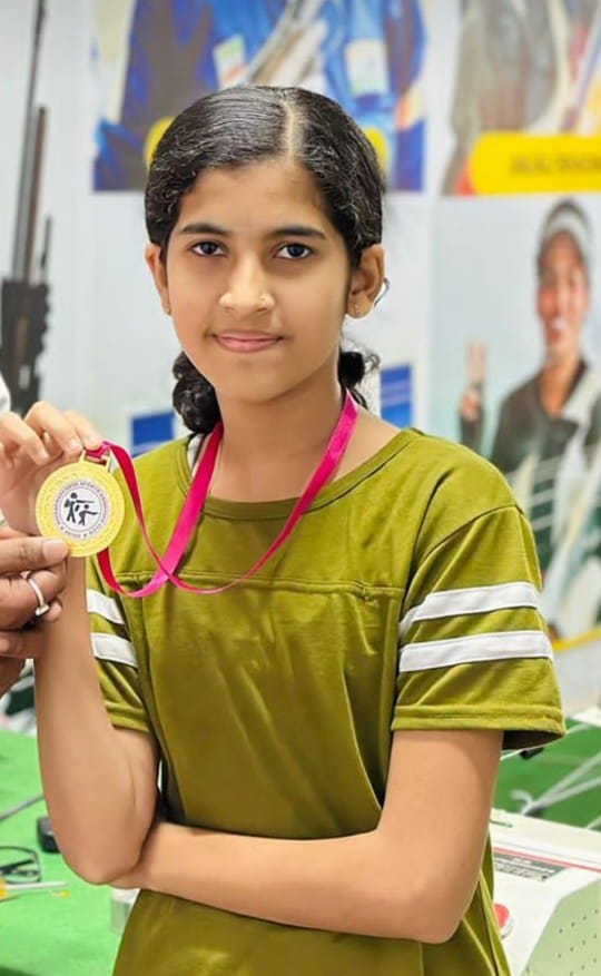 एअर पिस्तूल मध्ये आर्या म्हस्के ला सुवर्ण पदक