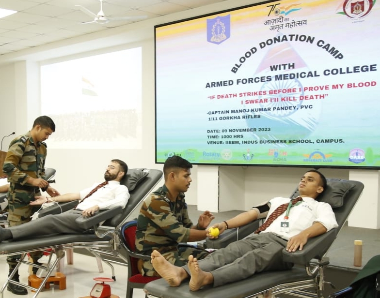 मारवाह फौंडेशनतर्फे वाकडमध्ये रक्तदान शिबीर