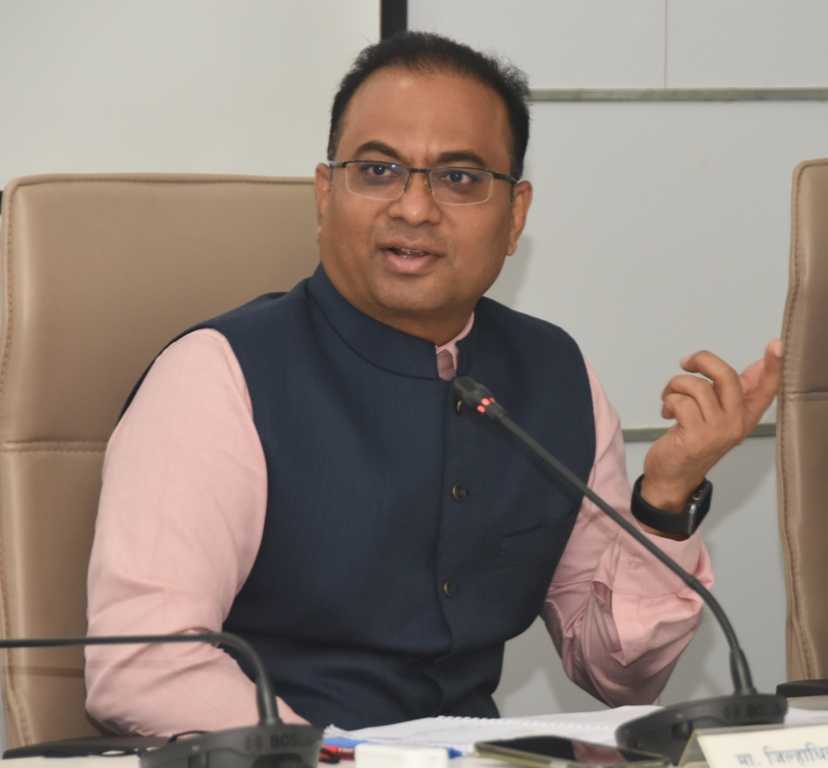 विजयस्तंभ अभिवादन सोहळा यशस्वी करण्यासाठी आवश्यक नियोजन करावे- जिल्हाधिकारी डॉ.राजेश देशमुख