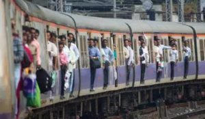 मराठी रंगभूमी, पुणेतर्फे ‘गंधर्वसूरांची शिलेदारी' नाट्यसंगीत मैफलीस रसिकांची भरभरून दाद