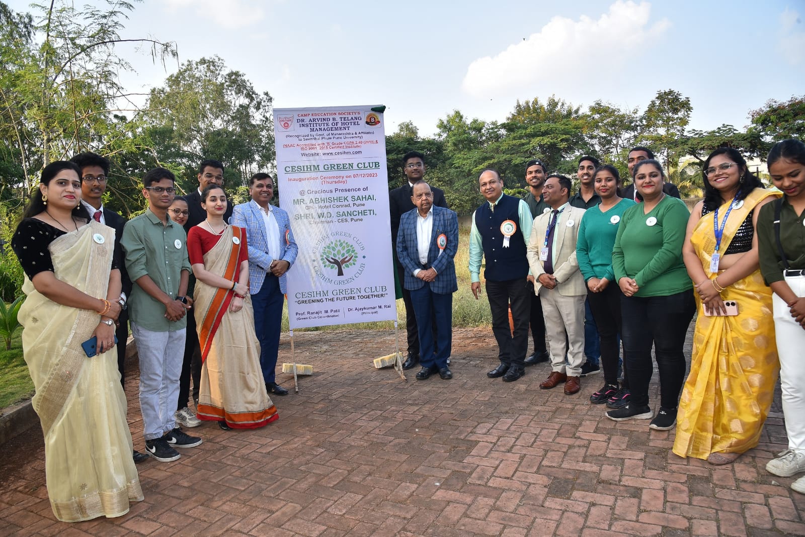 डॉ तेलंग हॉटेल मॅनेजमेंट इंस्टिट्यूटमध्ये 