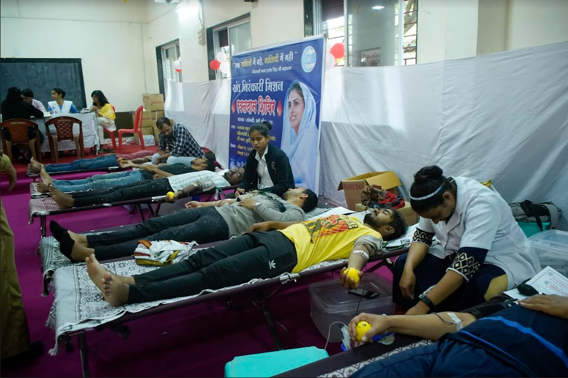 संत निरंकारी मिशनद्वारा आयोजित सांगवी येथे रक्तदान शिबिरामध्ये १७१ निरंकारी भक्तांनी केले रक्तदान...
