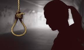 प्रेमविवाह केला मात्र सहा महिन्यातच विवाहितेचा फॅनला गळफास घेतलेल्या अवस्थेत मृतदेह