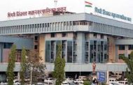 पिंपरी चिंचवड महानगरपालिकेच्या बांधकाम अधिकाऱ्यांविरुद्ध कारवाईची मागणी