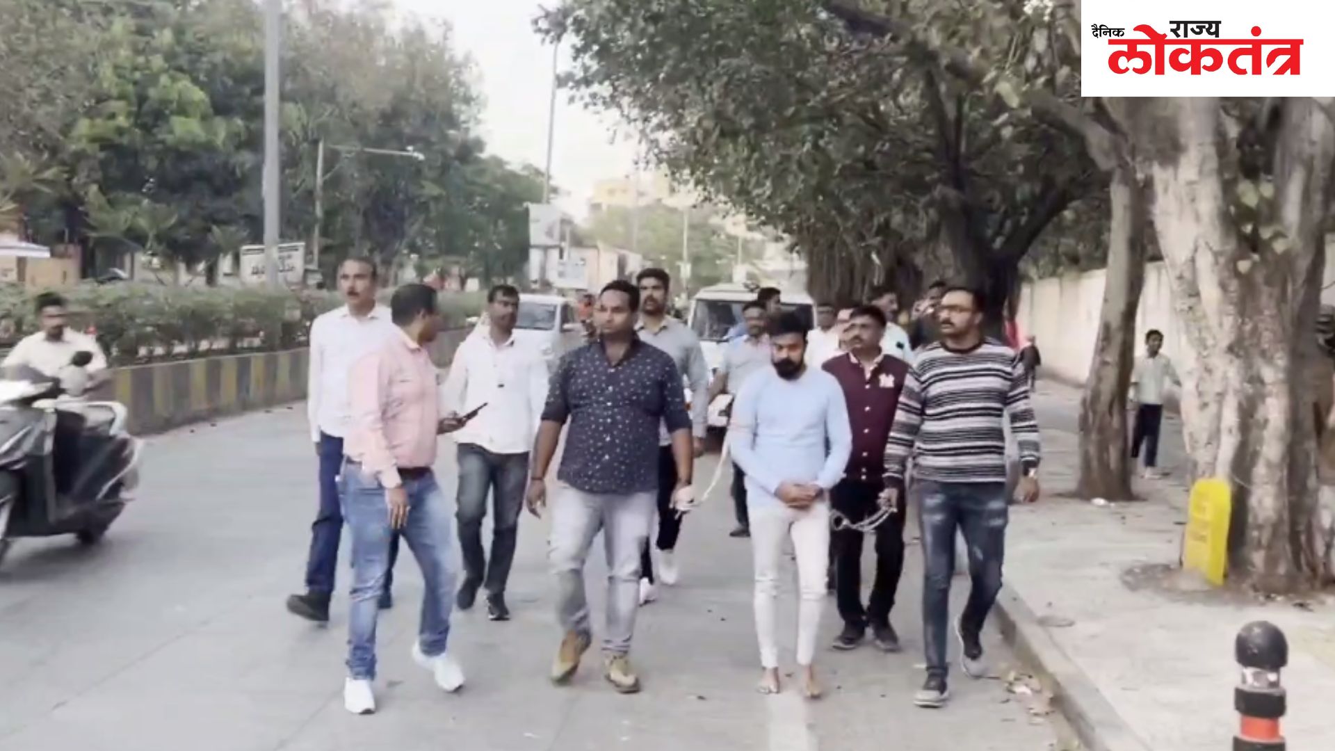 गुन्हेगारीतील मुळशी पॅटर्नला 'पुणे पोलिसांचा जबर हिसका; गुंड विठ्ठल शेलारची त्याच्याच भागात गुन्हे शाखेने काढली धिंड...