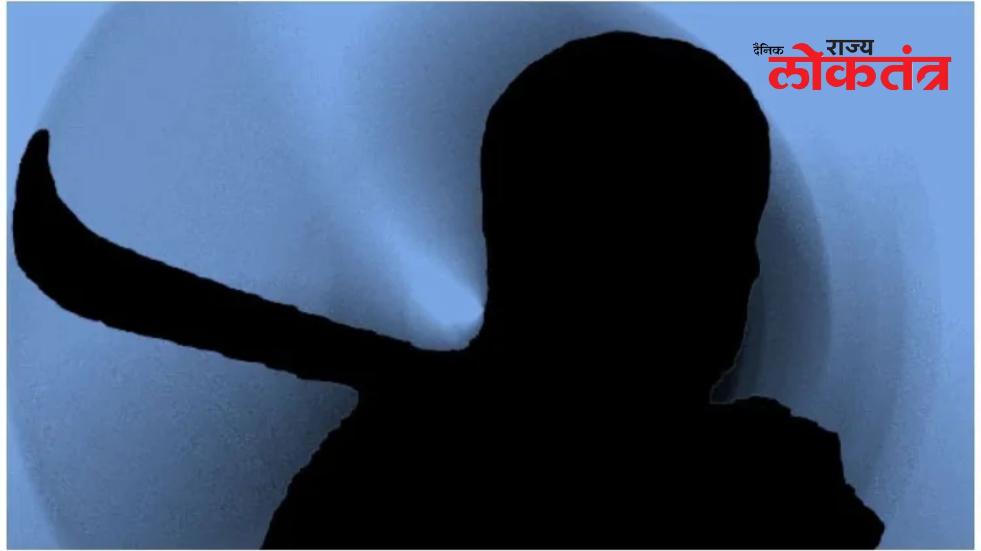 गळ्याला कोयता लावून टाकला दरोडा चरोली खुर्द मधील घटना