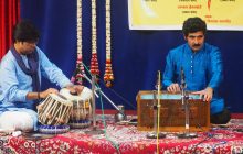 गांधर्व महाविद्यालयच्या ‌‘श्री व सौ' आणि ‌‘सप्रेम' उपक्रमात सादरीकरण