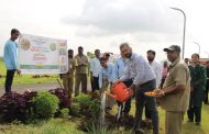 क्रांती दिनाच्या निमित्ताने दापोडी येथे वृक्षारोपण कार्यक्रम संपन्न