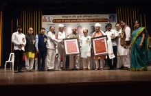 डॉ. बाबा आढाव, कृतज्ञता पुरस्काराने सन्मानित तर डॉ. पी. डी. पाटील यांना प्रा. रामकृष्ण मोरे जीवन गौरव पुरस्कार