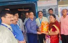 आनंदाचा शिधा वाटपाचा जिल्हाधिकारी डॉ. राजेश देशमुख यांच्याकडून आढावा