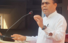 शिक्षणाच्या मजबूत पायावर आयुष्याची उभारणी - हभप दिगंबर महाराज ढोकले