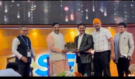 अभिषेक कुमार बर्मन यांना सीएसआर जर्नल पुरस्कार