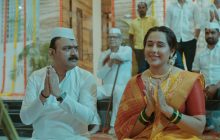 तेजस्विनी लोणारी यांनी मांडला आहे आईच्या नावाने गोंधळ!